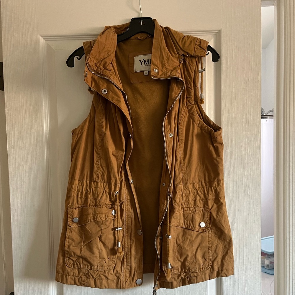 Utility Vest w/ Hood